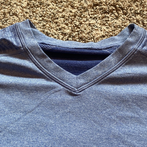 Luluelmon metal vent long sleeve - Picture 2 of 4